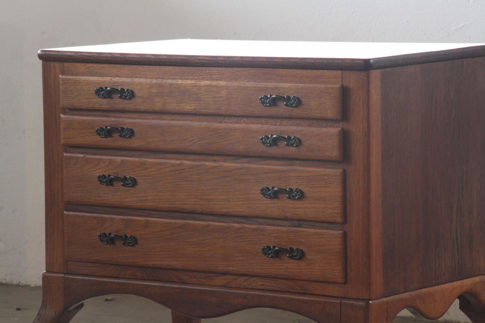 Danish 1960s Bedside/Nighstand 4 Drawer Dresser In Oak photo Furniture