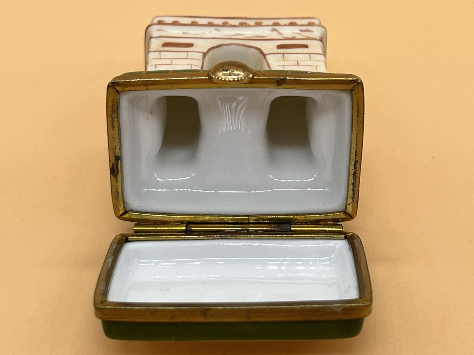 Limoges Porcelain France Arc De Triomphe Shaped Peint Main Trinket / Jewelry Box. photo Home Decor