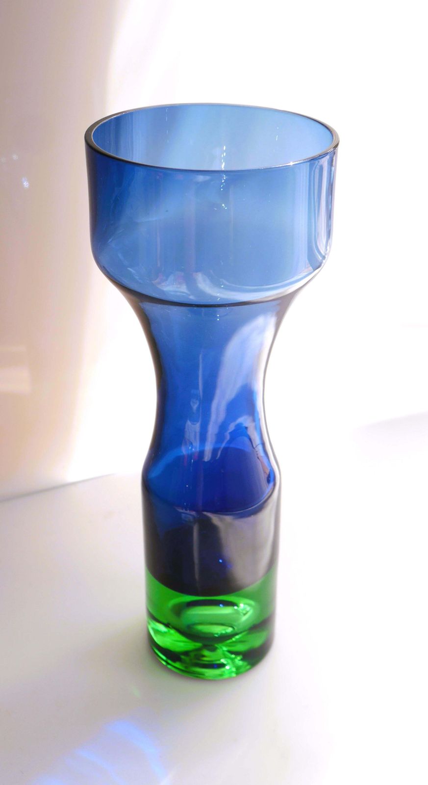 Blue And Green Glass Vase By Bo Borgström For åseda, Sweden photo vinterior