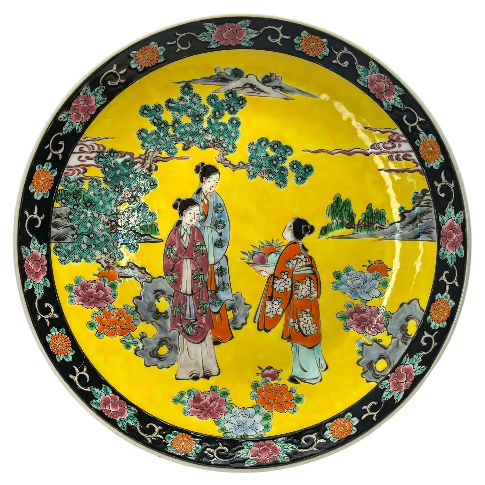 Japanese Yellow And Black Chinoiserie Style Porcelain Charger Plate 1930s