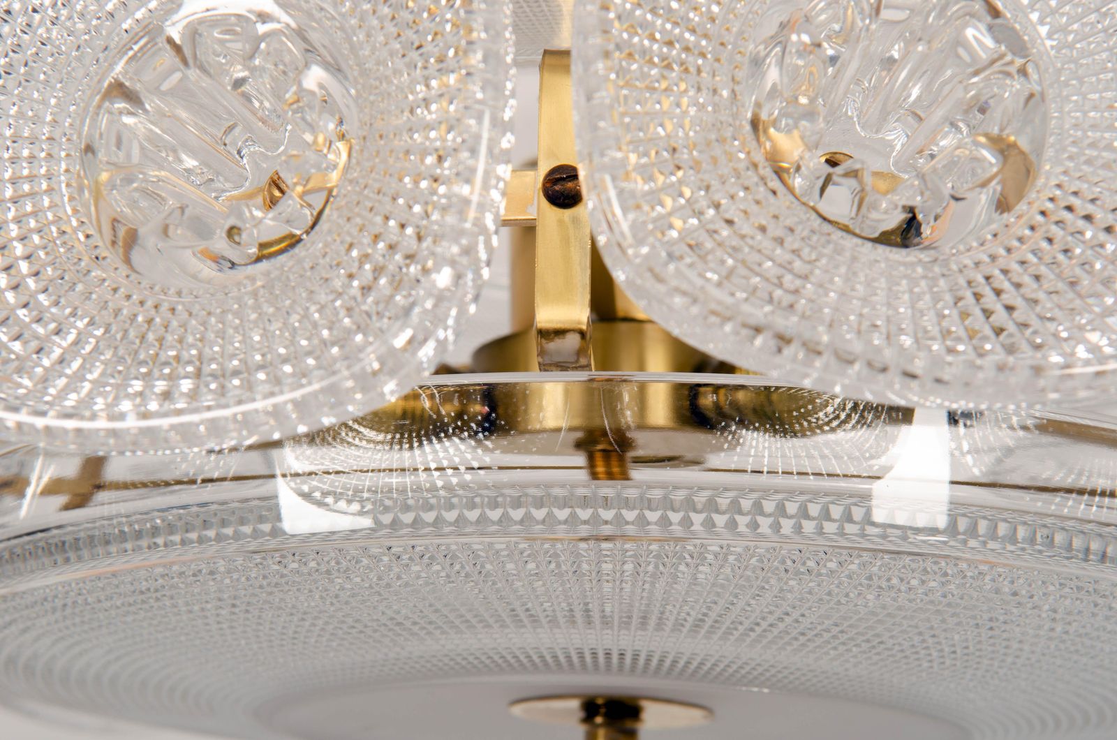 photo for sale Vineta Chandelier By Kjell Blomberg For Gullaskruf From The 1960s