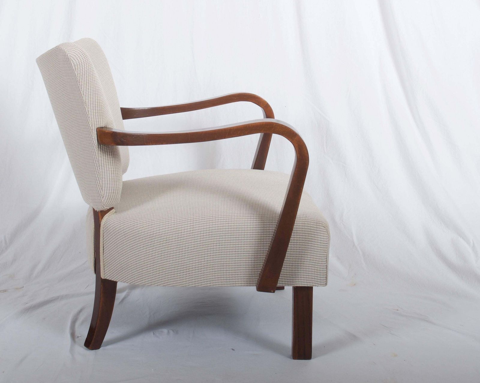 Pair Of Jindrich Halabala H 237 Art Deco Armchairs photo buy