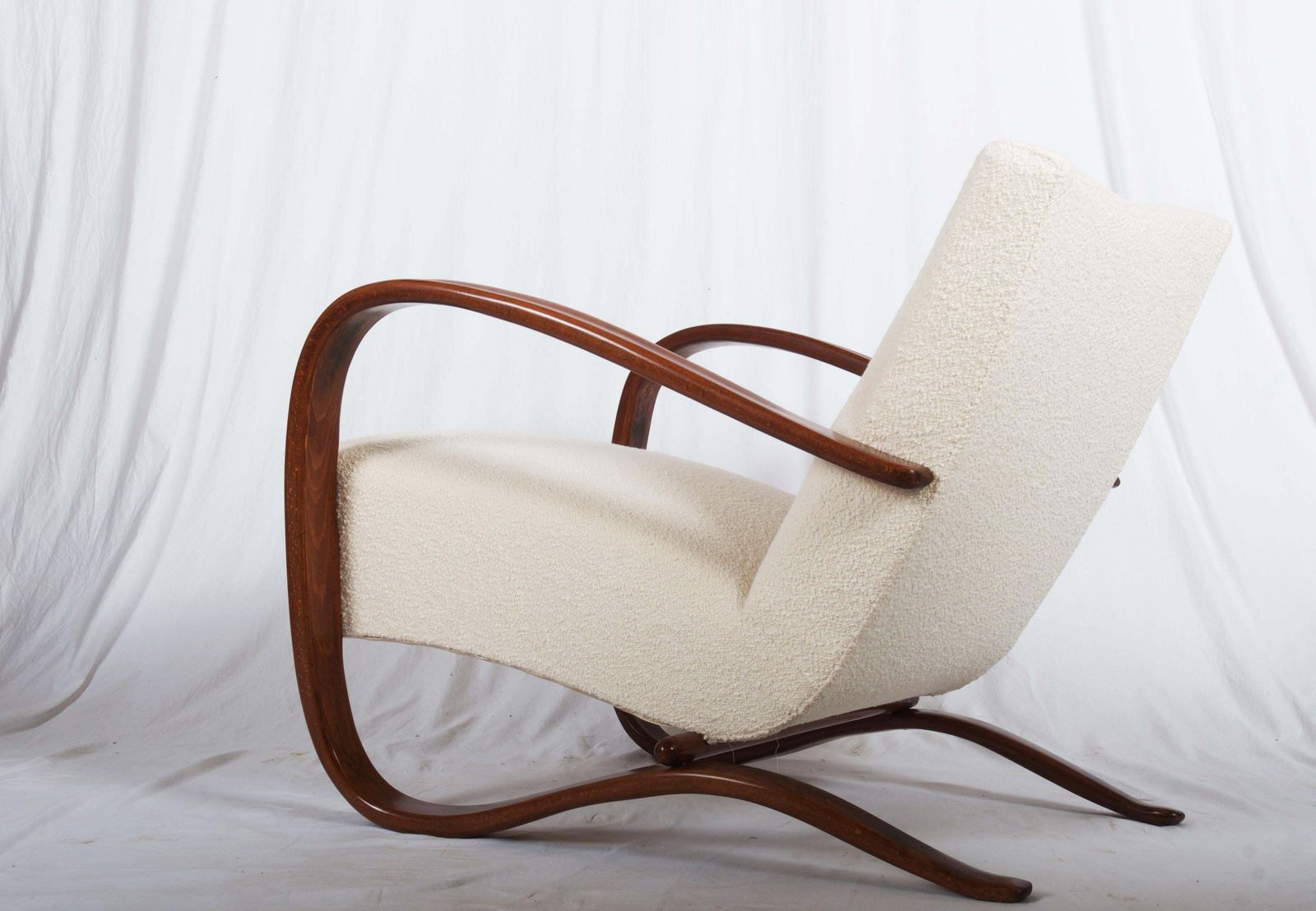 photo furniture Art Deco Thonet H269 Armchair Boucé Fabric By Jindrich Halabala