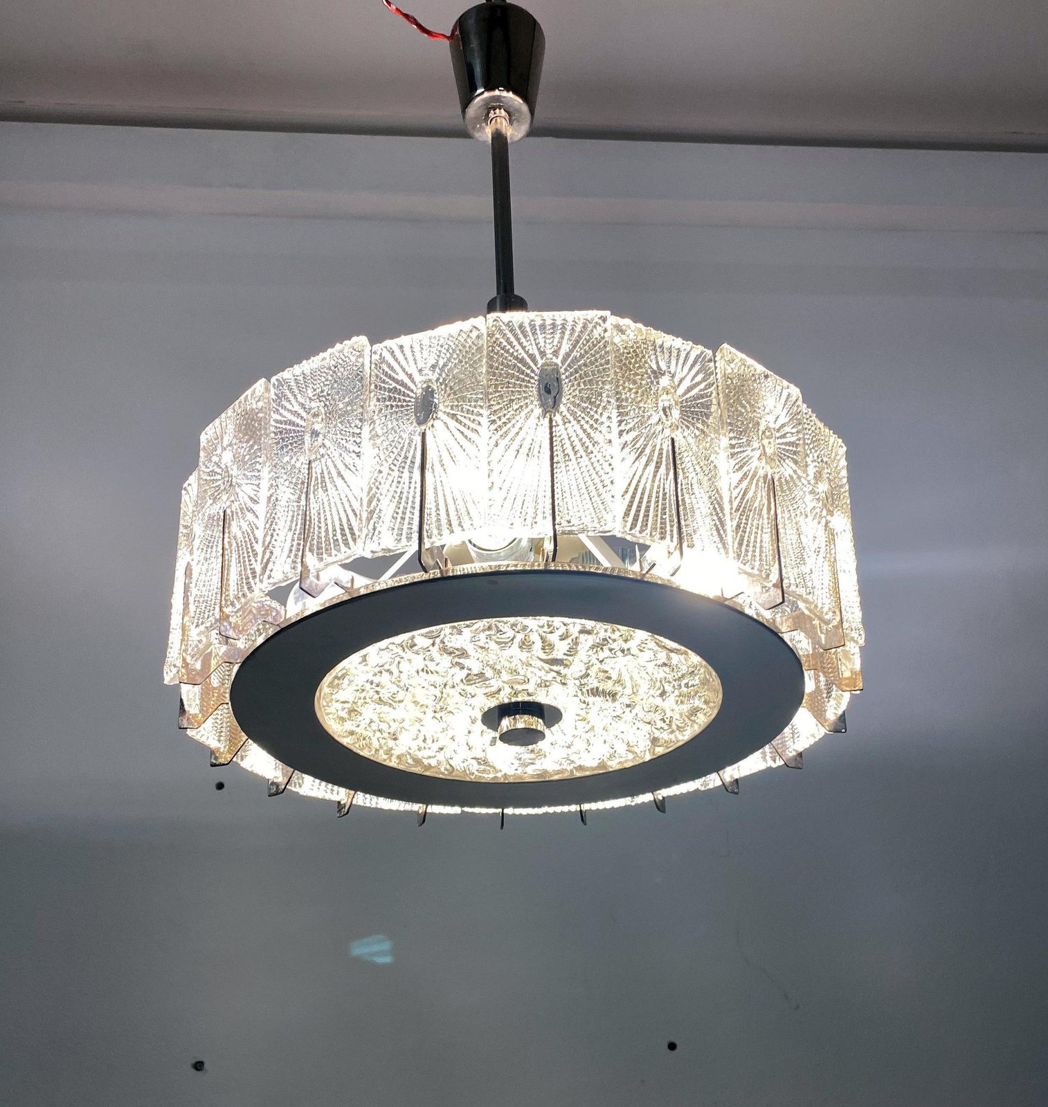 photo vinterior Textured Glass Chandelier By Rupert Nikoll