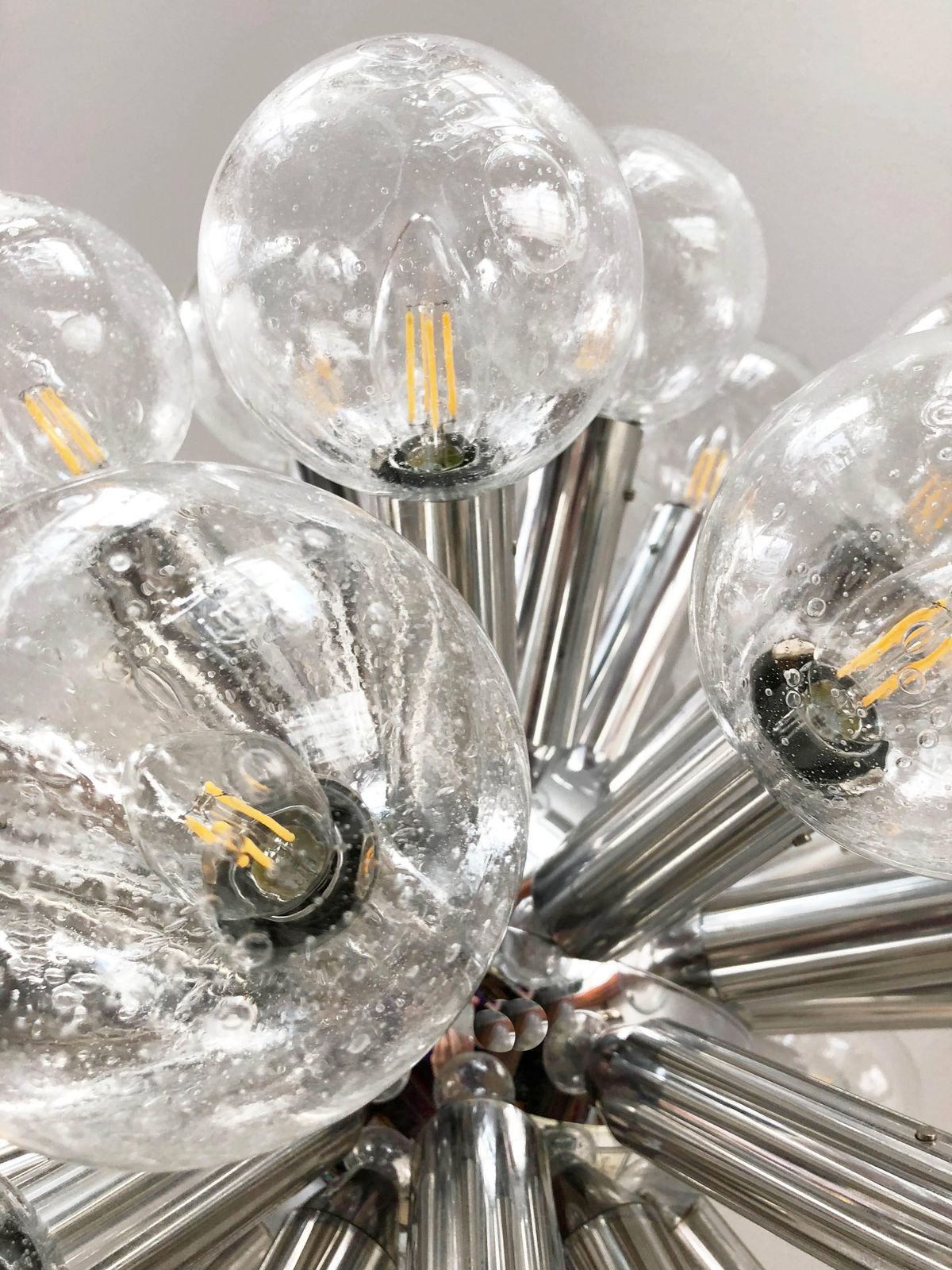 photo vintage Sputnik Chandeliers By Kalmar "Rs 43 Kugel"