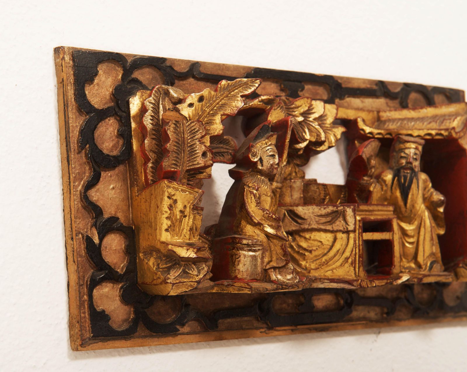 Chinese Carved Wooden Gilded Panel Wall Decoration photo for sale