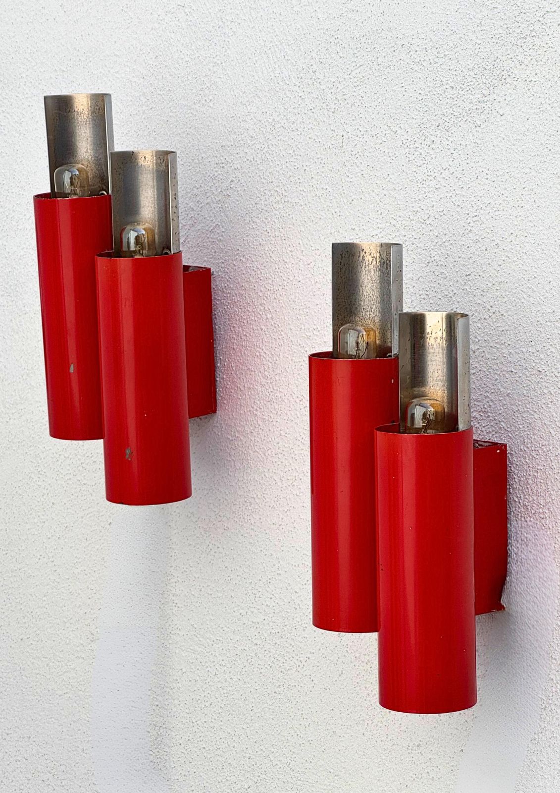 Stilnovo Mod. 2701 Pair Of Wall Sconces In Red Lacquer And Chromed Steel photo Lighting