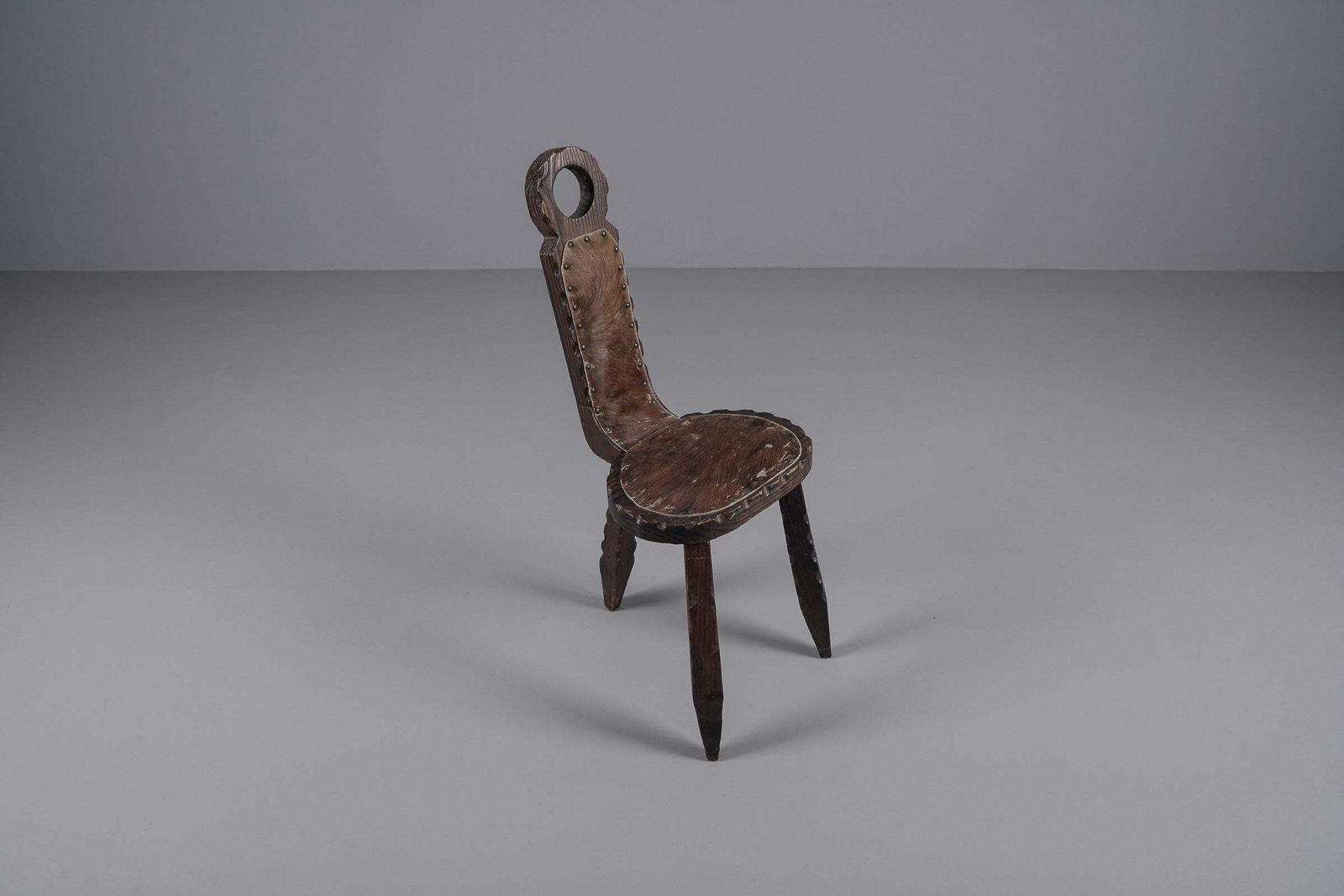 3 Legged Brutalist Rustic Modern Sculptured Chair, 1960s France photo Furniture