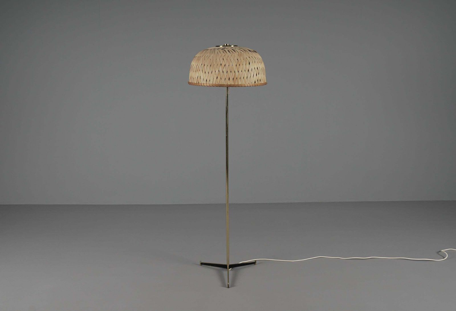 Tripod Floor Lamp In Brass And Wicker Shade, 1950s Italy photo 1486.0