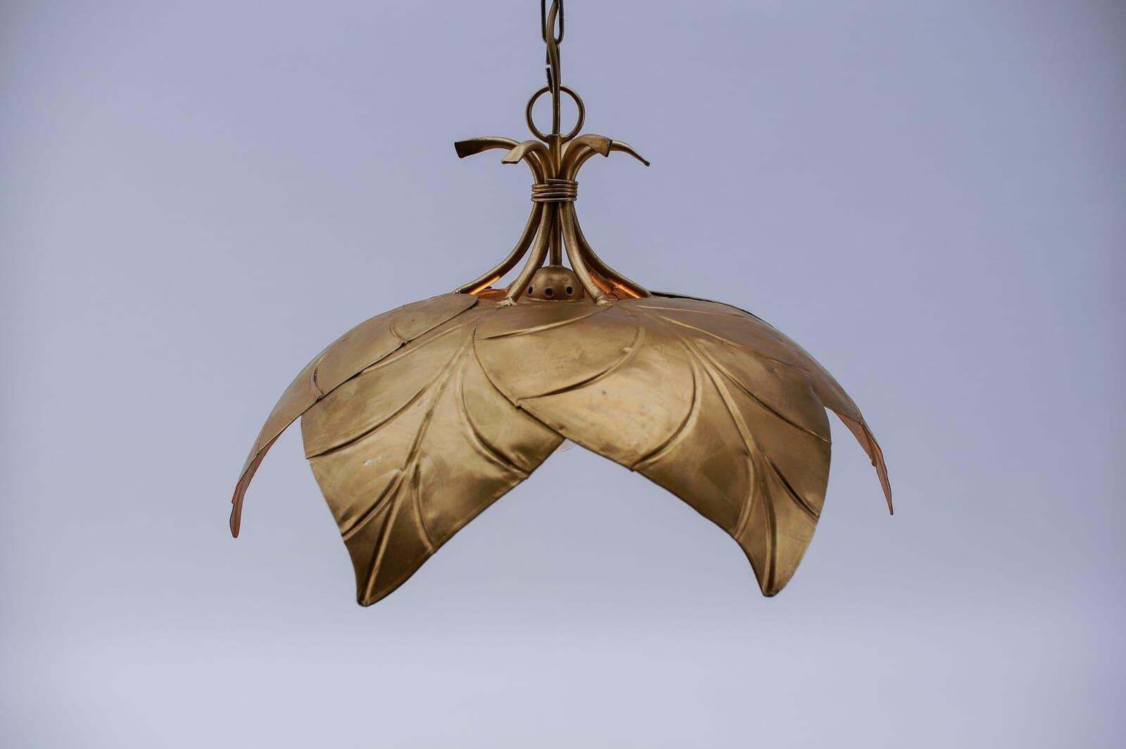 photo vinterior Stunning Golden Metal Leaf Pendant Lamp In Hollywood Regency From Leola 1960s