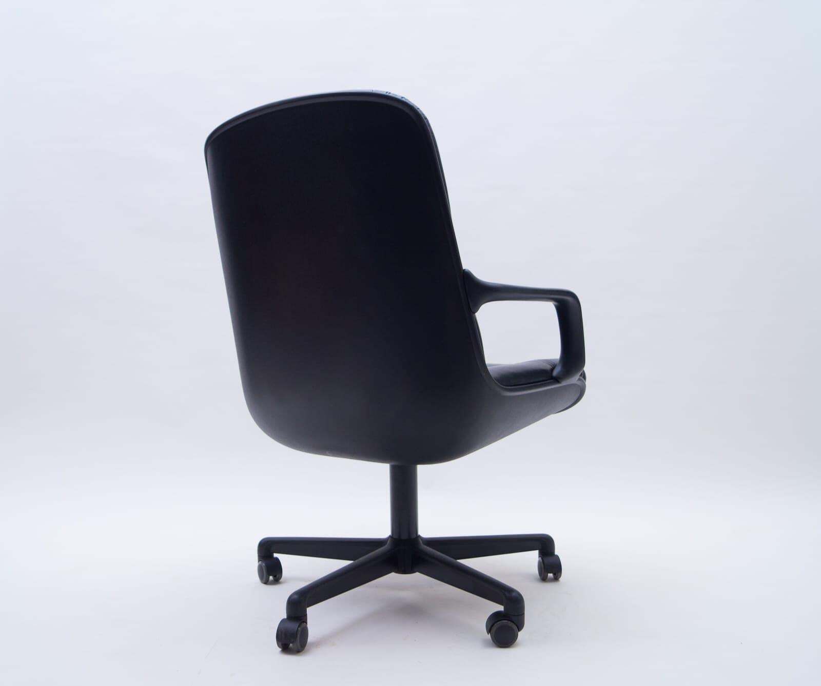 Very Comfortable Office Chair By Charles Pollock For Comforto, 1960s photo vintage