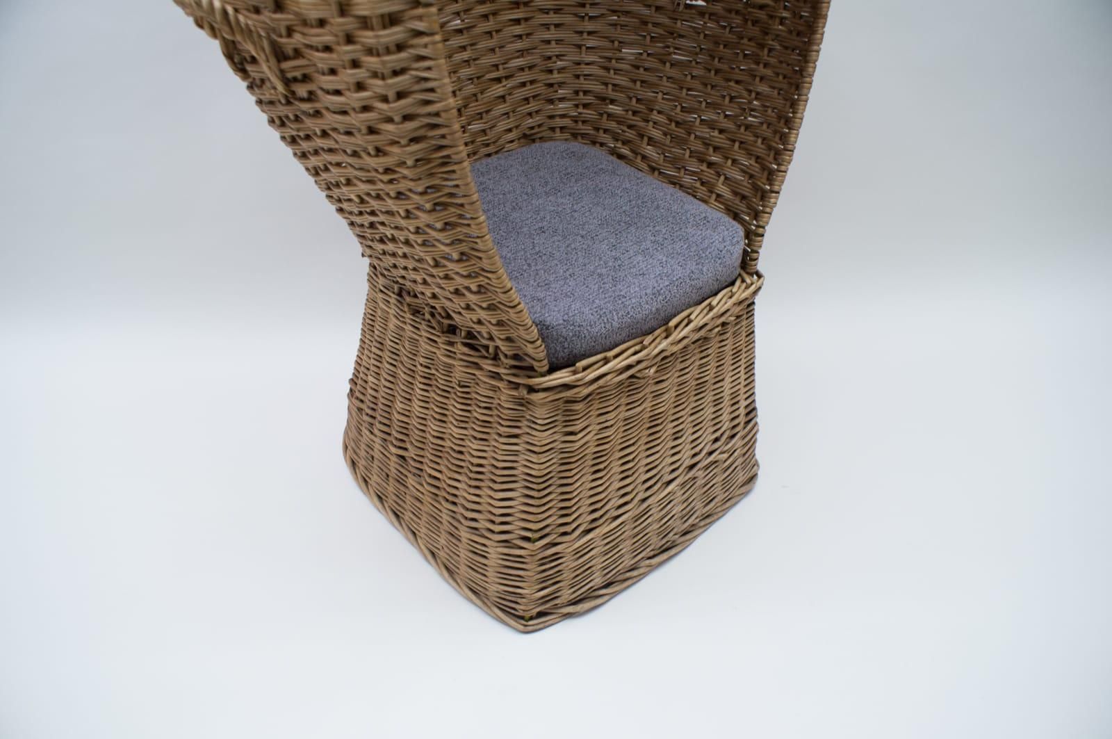 722.0 Large Italian Rattan Pool Or Beach Armchair, 1970s photo