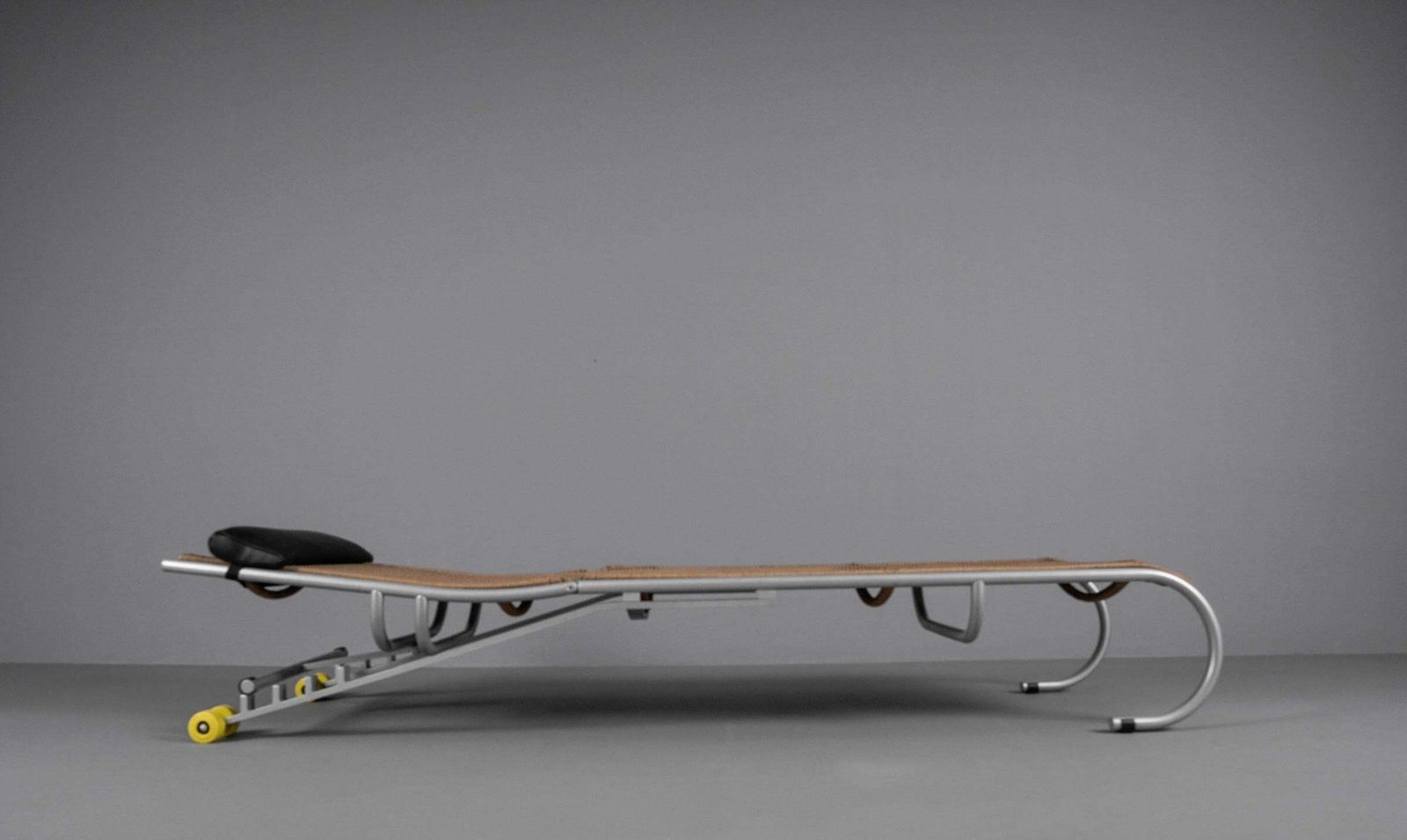 photo for sale Pt Skate Serie Set By Paul Tuttle For Strässle Collection, Chaisellounge + Table