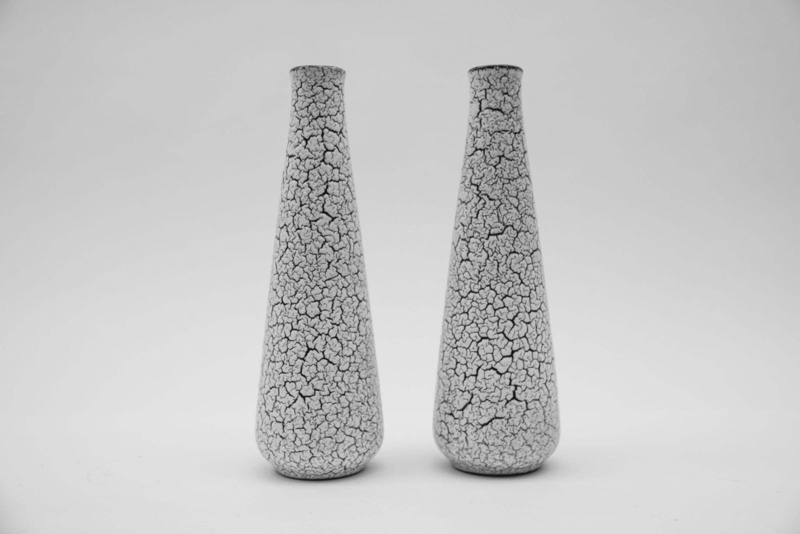 2378.0 Awesome Set Of 47 Black & White Craquele Ceramic Vases By Jasba Keramik, Germany photo