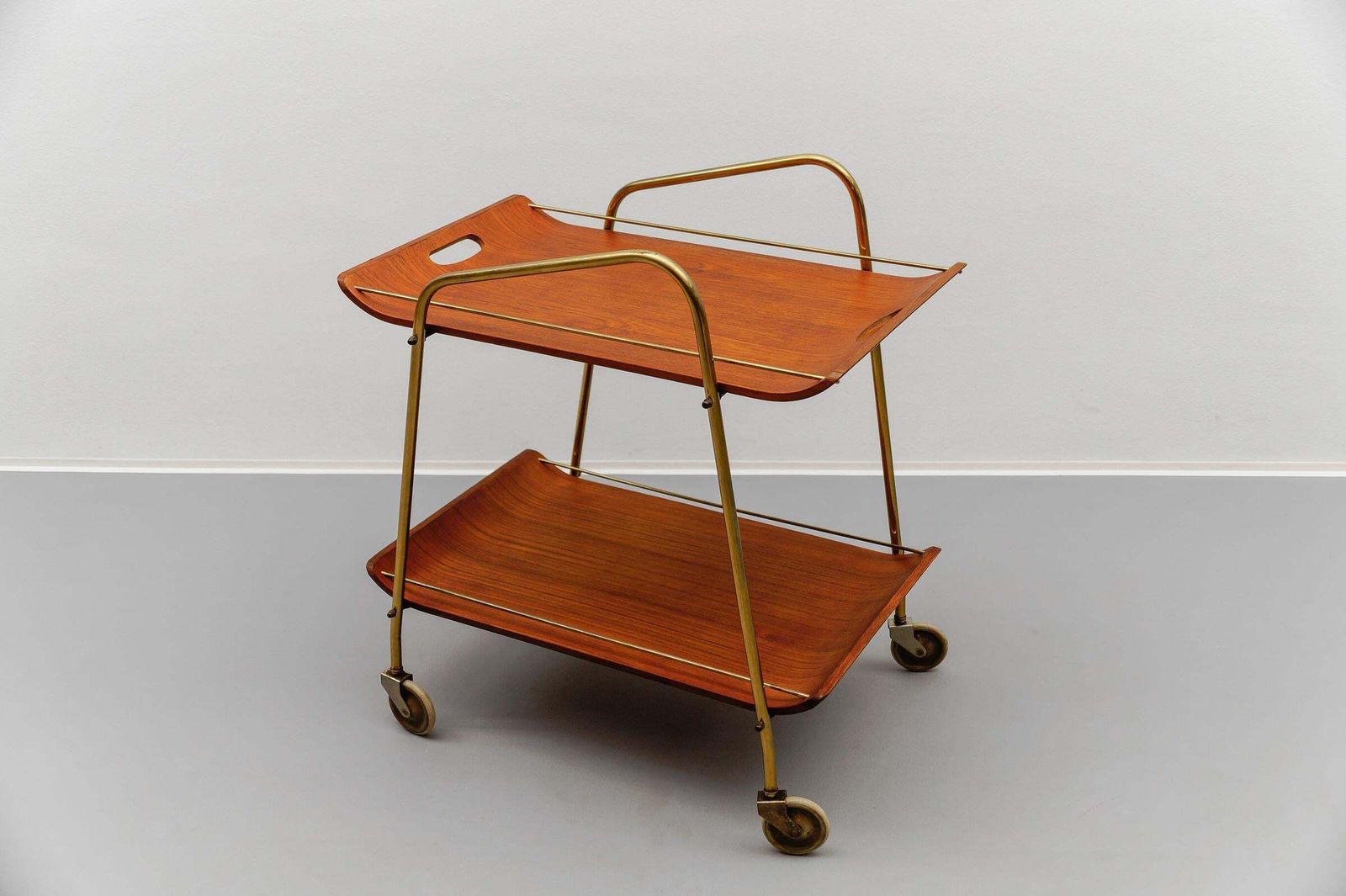 Mid Century Modern Serving Cart In Teak And Brass With Removable Tray, 1950s photo 1019.0