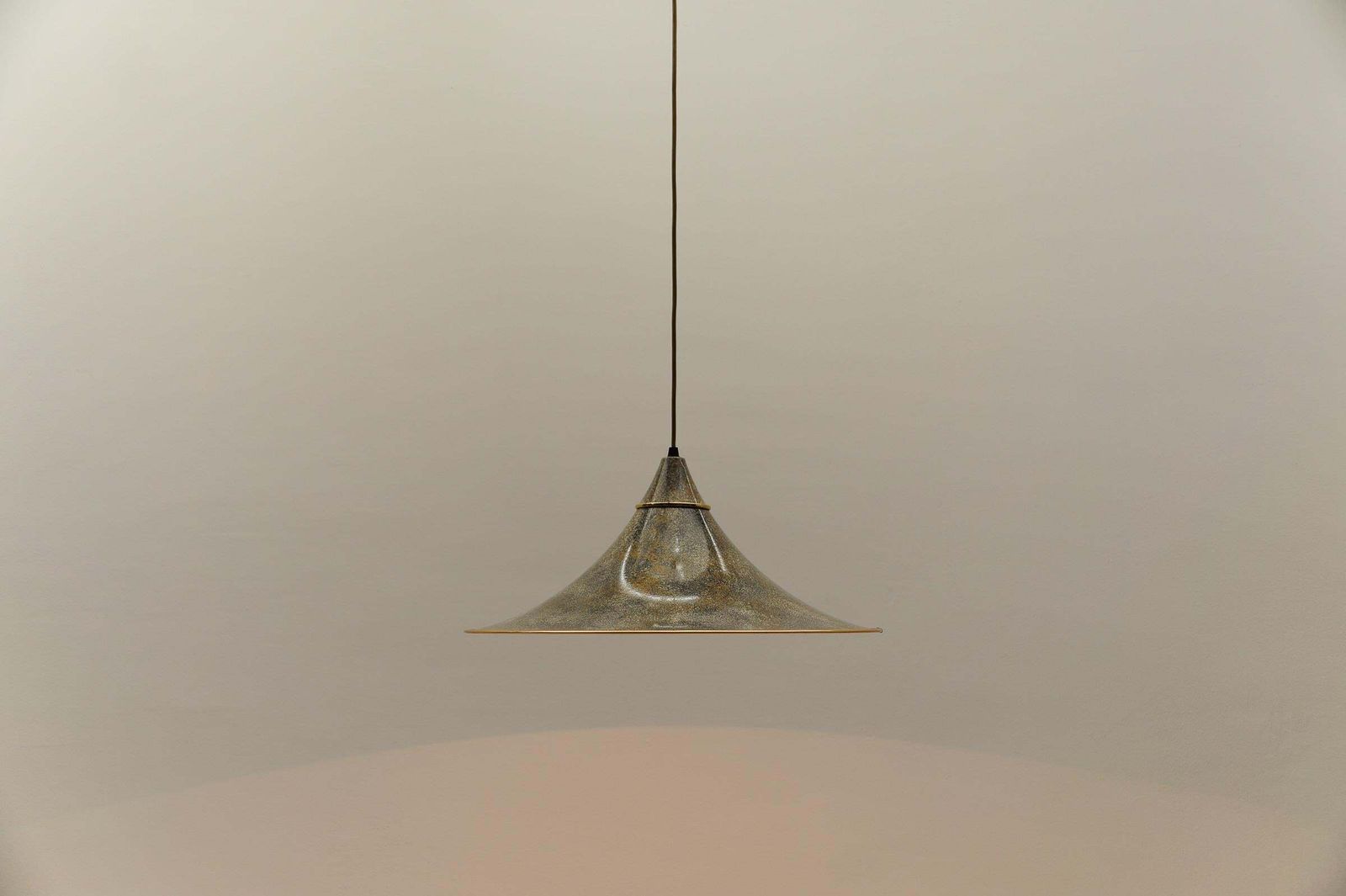 Awesome Italian Tulip Hanging Lamp, 1980s photo vinterior