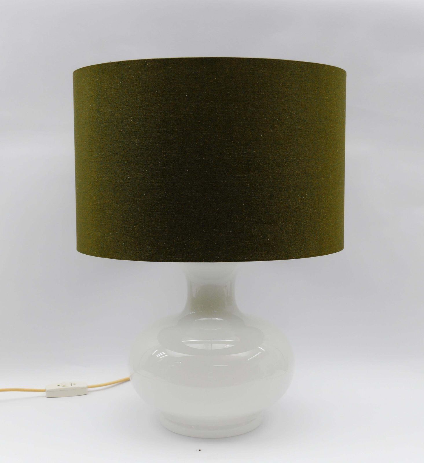 Lovely Pair Of Mid Century Modern Opal Glass Table Lamp Bases, 1960s photo vinterior