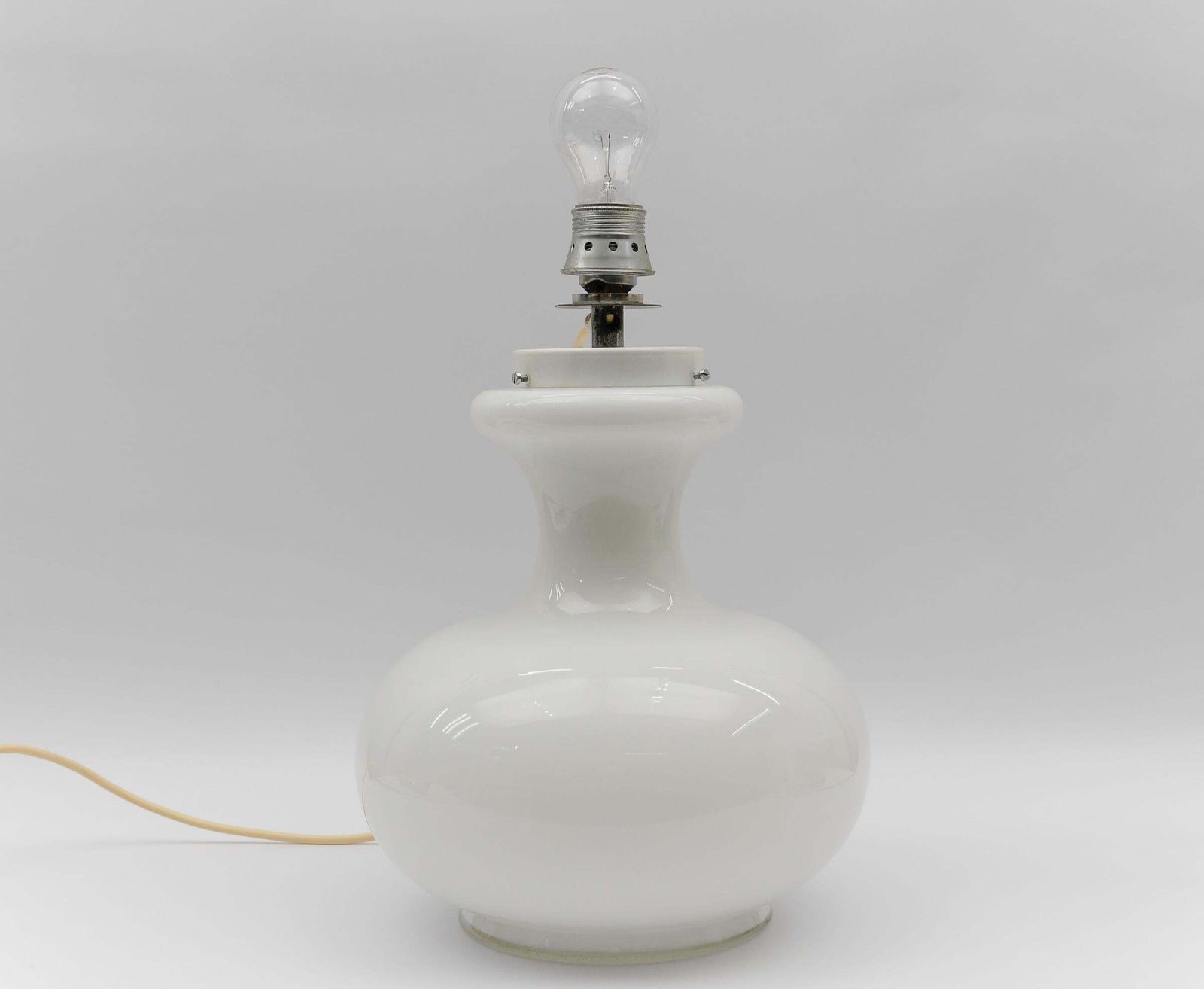 Lovely Pair Of Mid Century Modern Opal Glass Table Lamp Bases, 1960s photo vintage