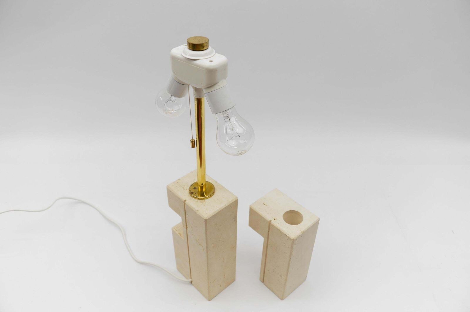 photo vinterior Lovely Travertine Table Lamp By Giuliano Cesari For Nucleo Sormani, 1960s, Italy