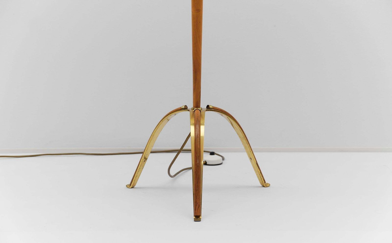 Awesome Tripod Cherry Wood And Brass Floor Lamp, 1950s photo vinterior