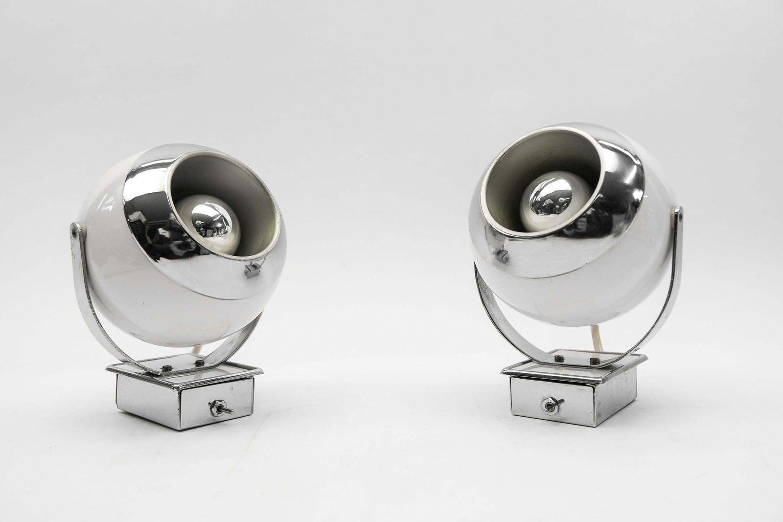552.0 Pair Of Space Age Ball Wall Lamps In White And Chrome, 1970s photo