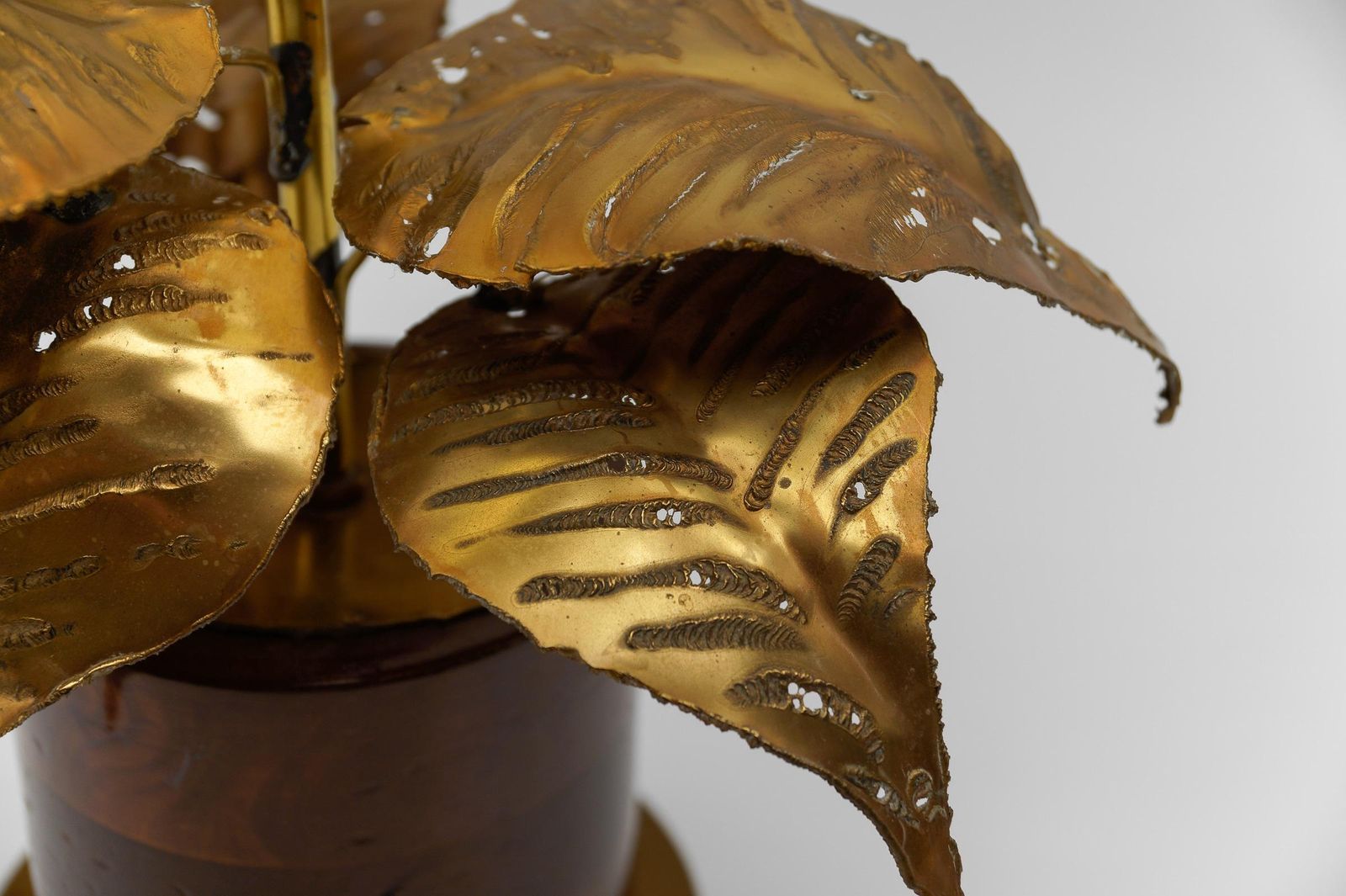 photo buy Mid Century Modern Sunflower Table Lamp Made In Brass And Wood, 1960s
