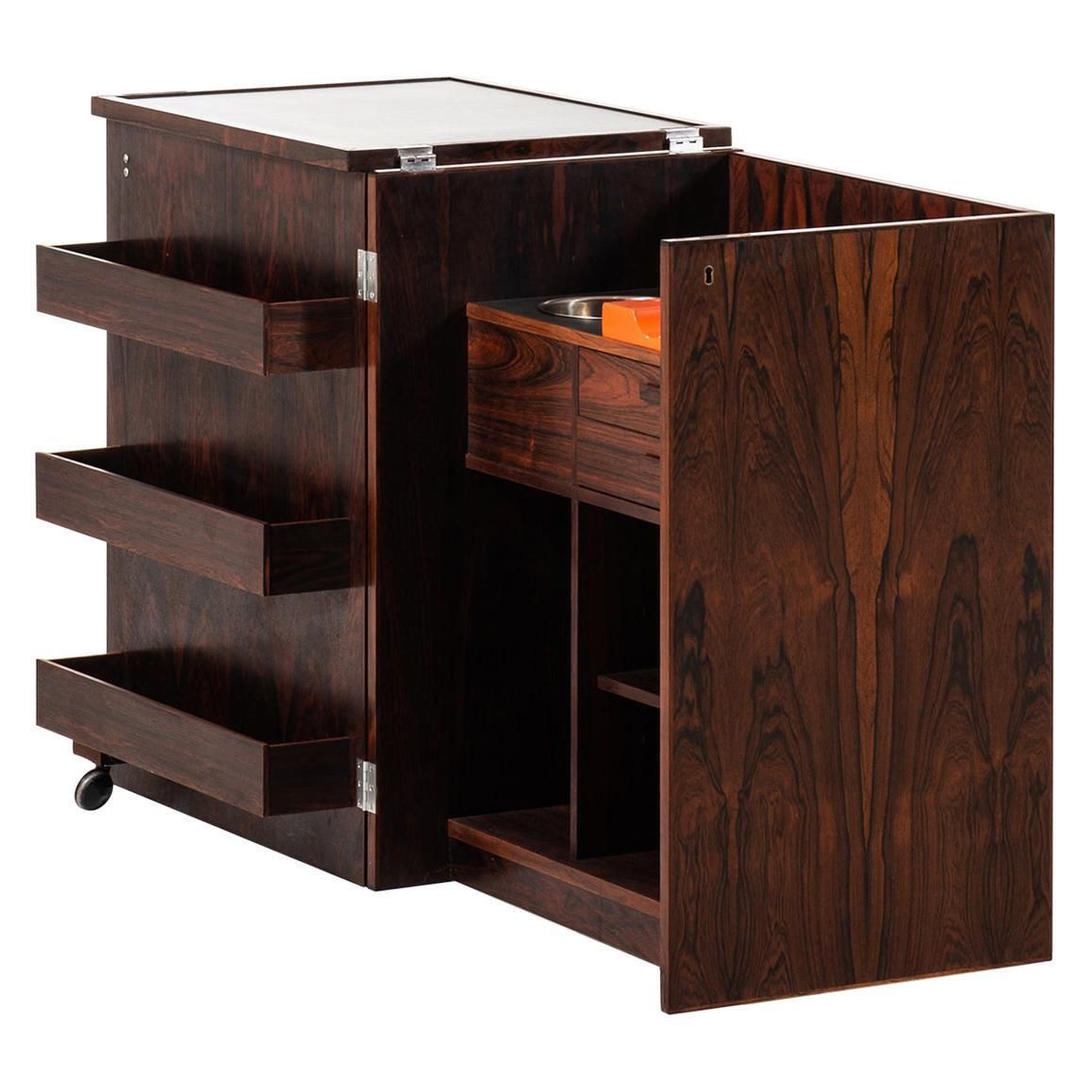 Expanding Captain's Bar In Rosewood Produced By Dyrlund In Denmark