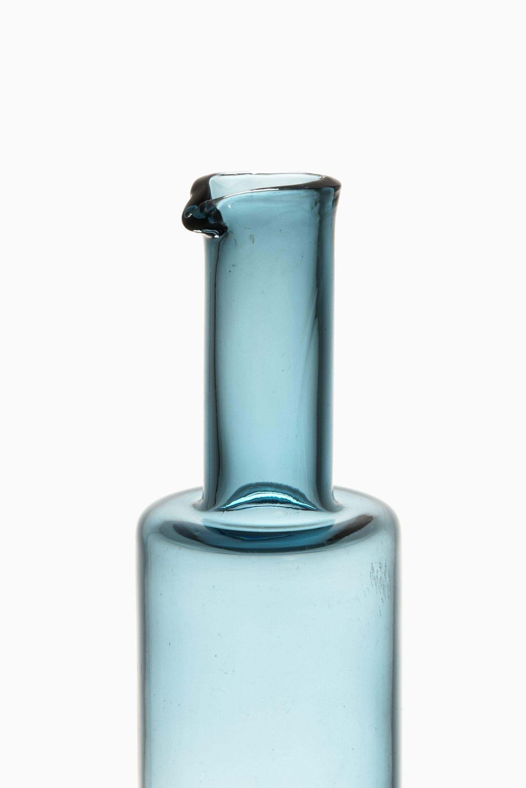 Glass Vase In Blue Glass By Nanny Still, 1950's By Riihimäen Laso Oy photo for sale