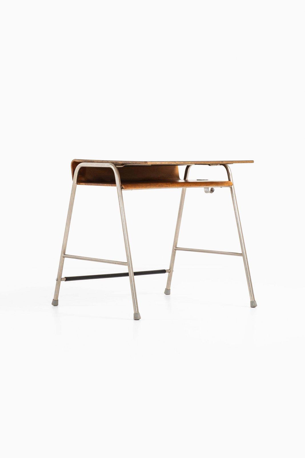 Arne Jacobsen Munkegaard School Desk Produced By Fritz Hansen In Denmark photo 3822.0