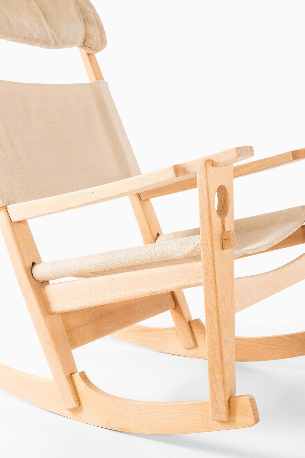 Hans Wegner Rocking Chair Model Ge 273 Produced By Getama In Denmark photo furniture