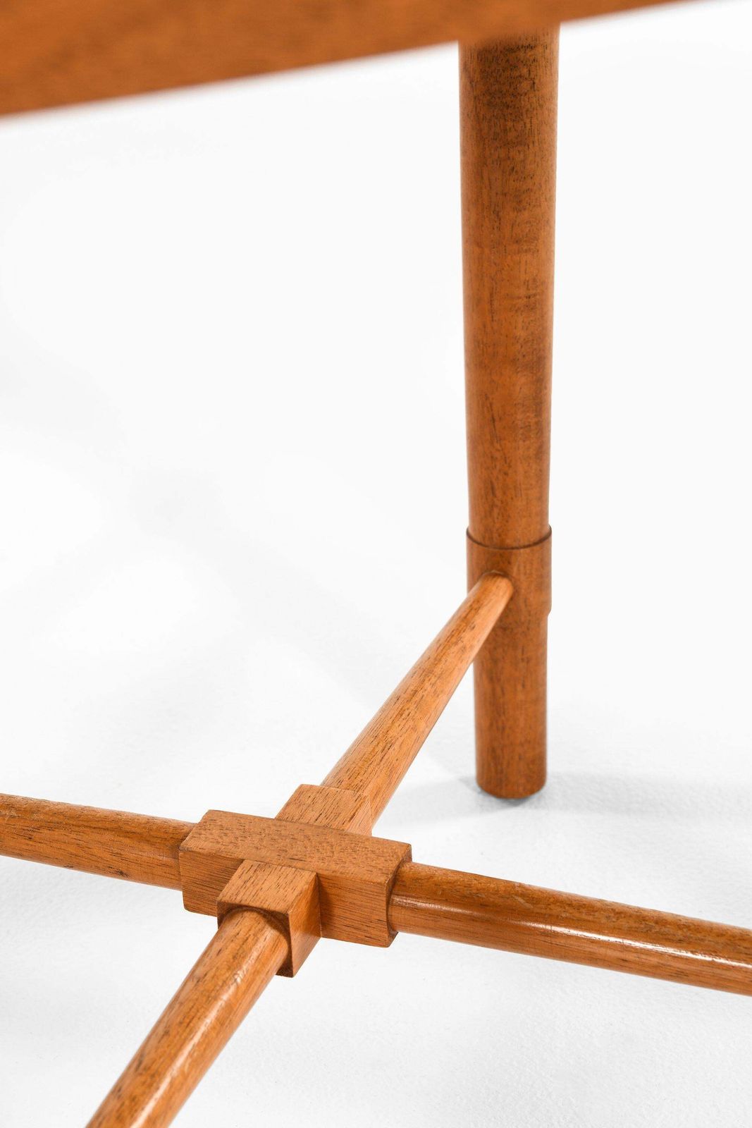 Set Of 8 Dining Chairs In Mahogany And Leather By Børge Mogensen, 1944 photo vinterior