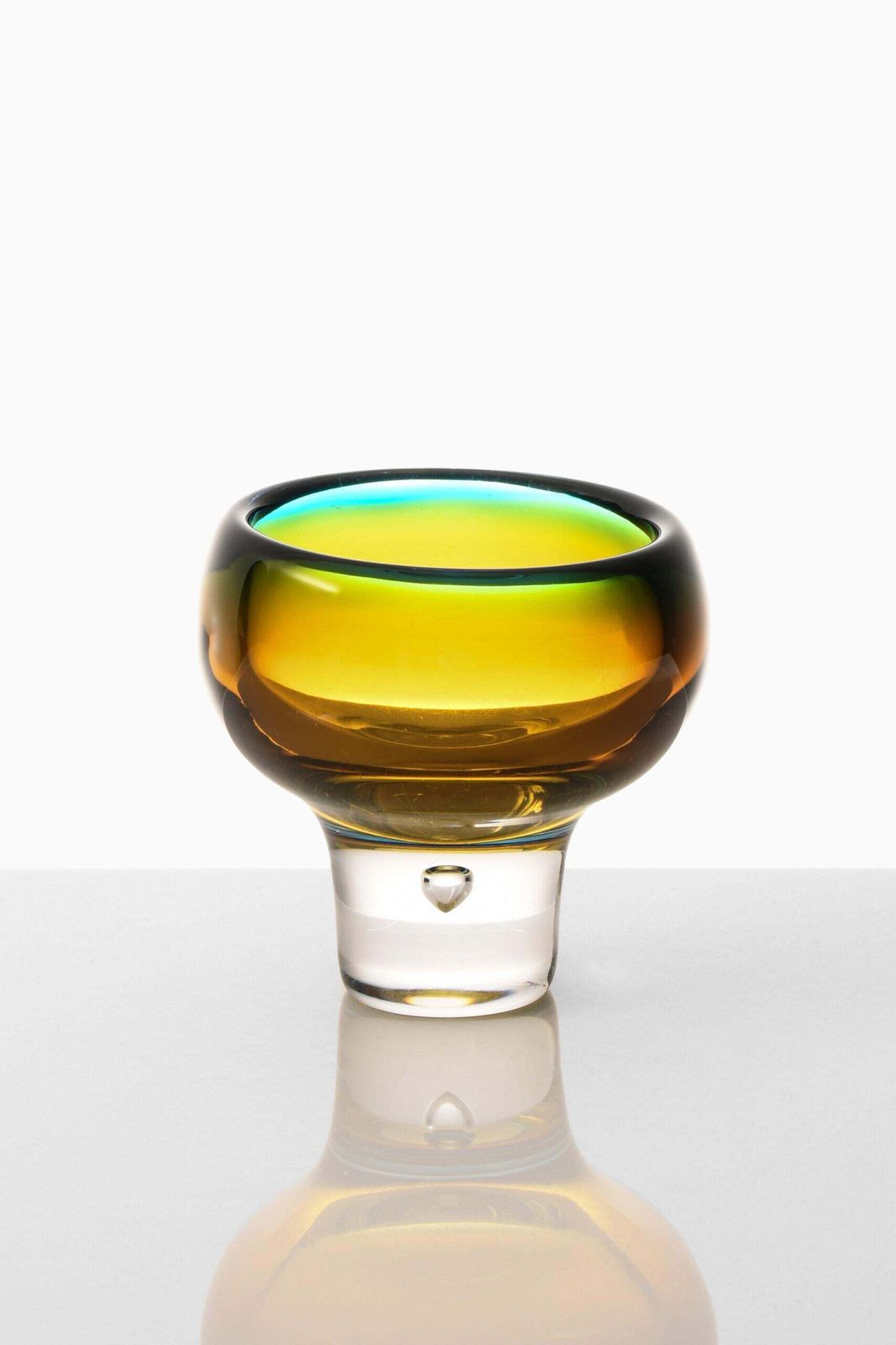 Vicke Lindstrand Vase Produced By Kosta In Sweden photo Home Decor