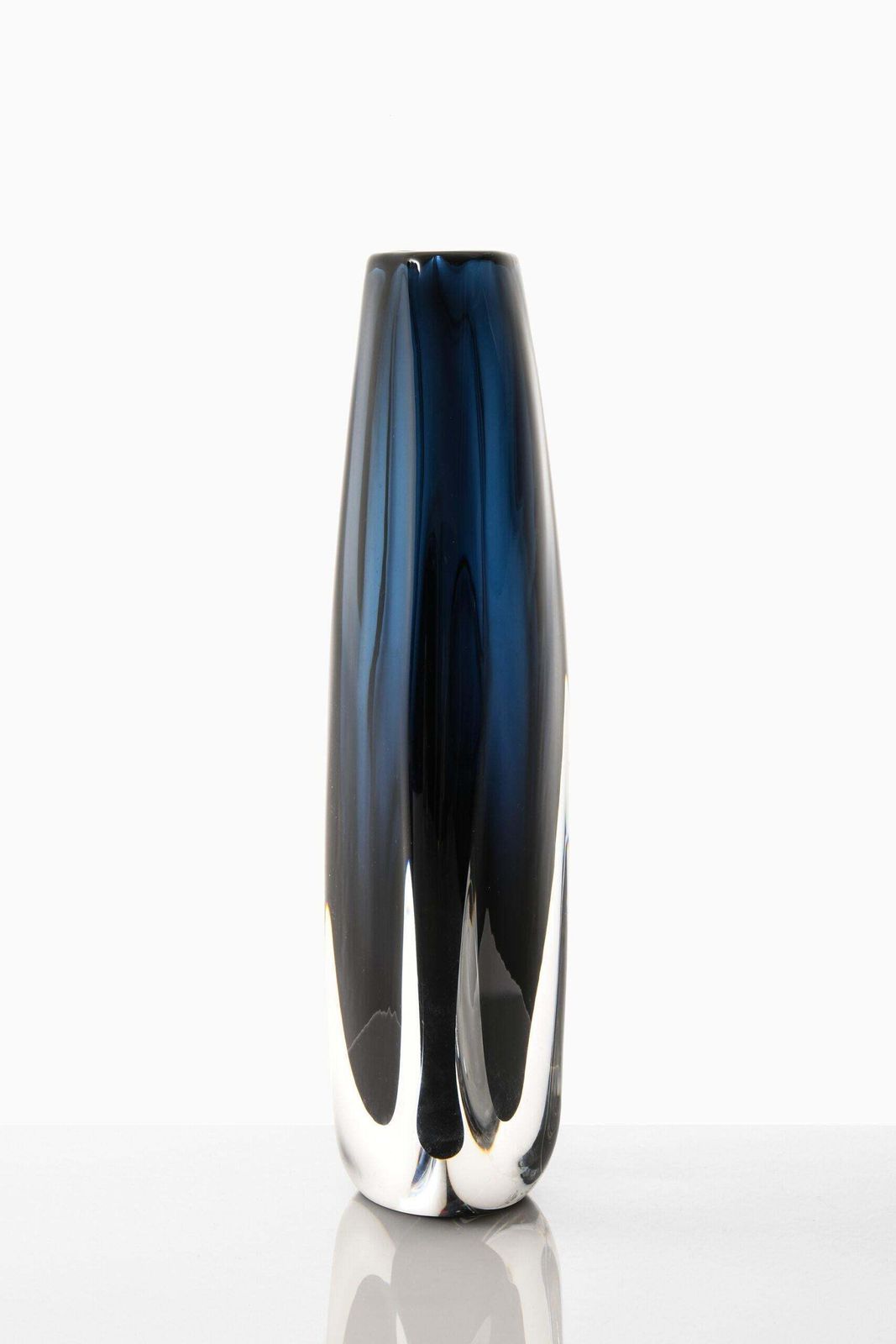 Nils Landberg Vase Produced By Orrefors In Sweden photo for sale