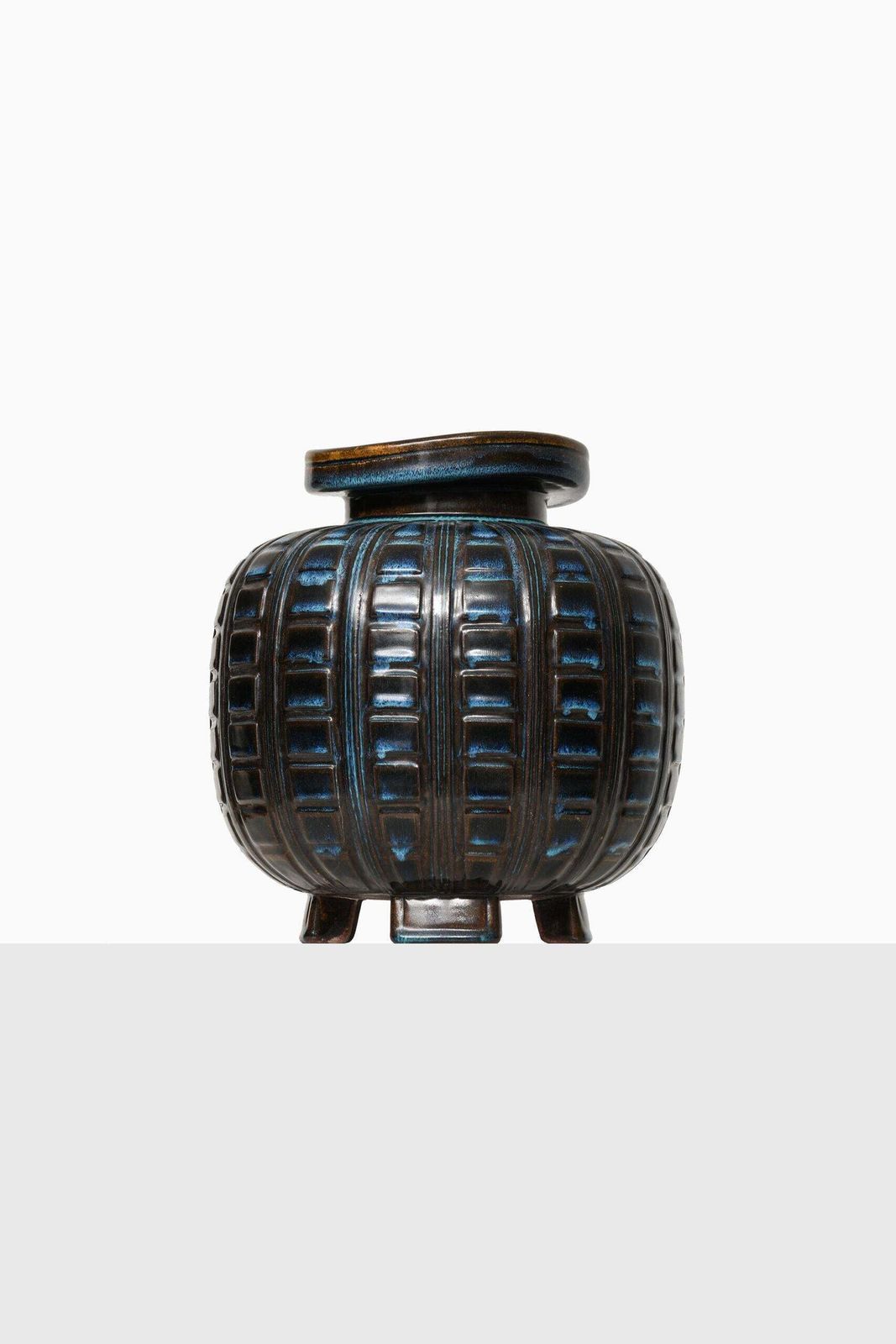 Wilhelm Kåge Vase Model Farsta Produced By Gustavsberg In Sweden photo vintage