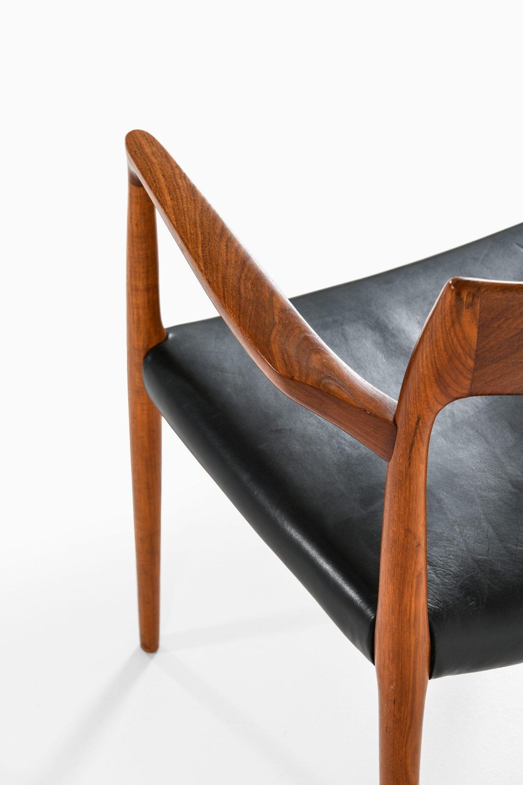 Niels Otto Møller Armchair Model 57 By J.L Møllers Møbelfabrik In Denmark photo vinterior