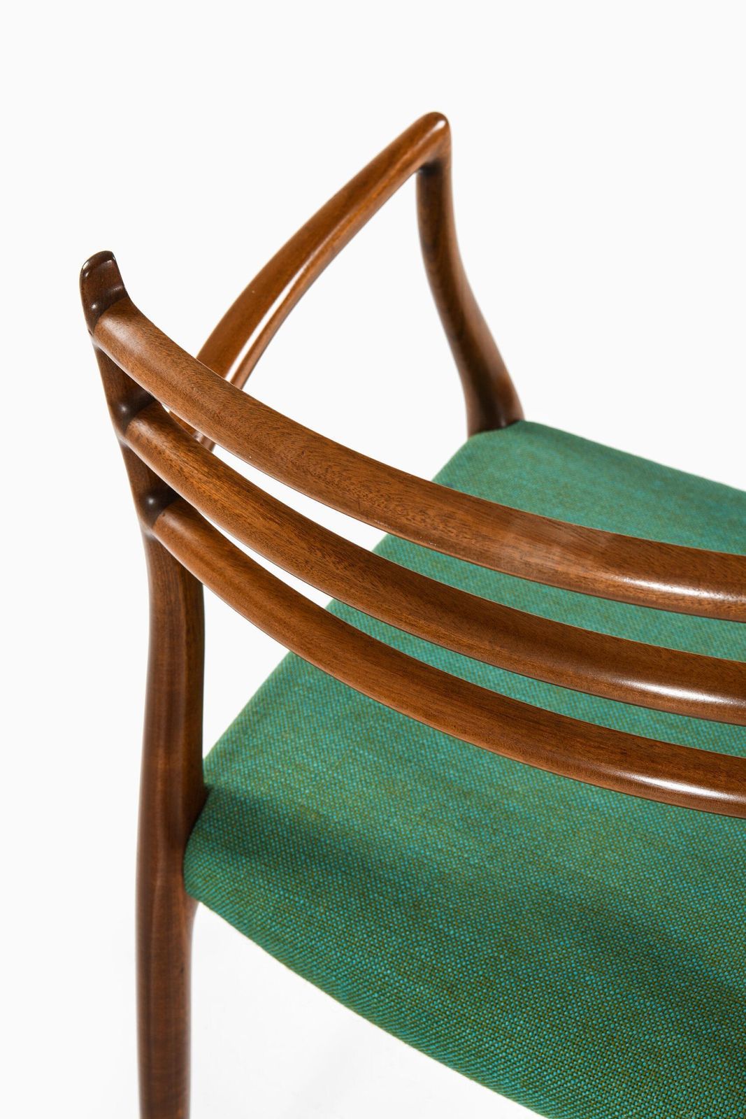 Niels Otto Møller Armchairs Model 62 Produced By J.L Møllers Møbelfabrik photo vinterior