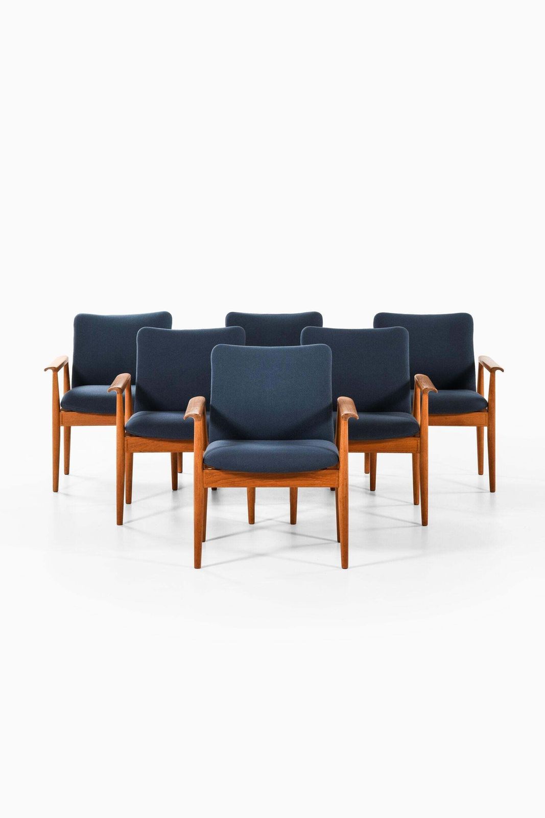Finn Juhl Armchairs Model Fd 209 / Diplomat Produced By Cado photo furniture