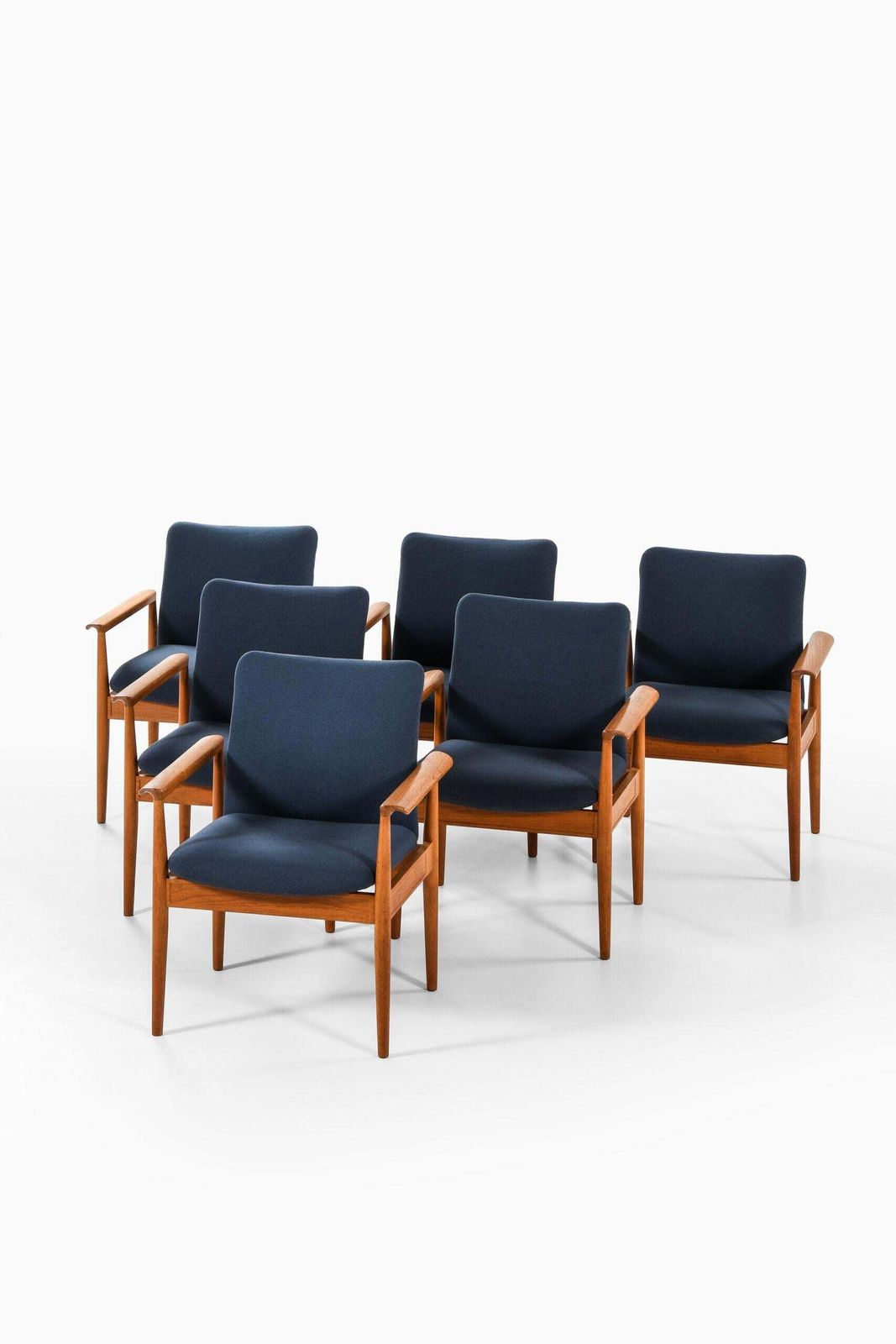 Finn Juhl Armchairs Model Fd 209 / Diplomat Produced By Cado photo for sale