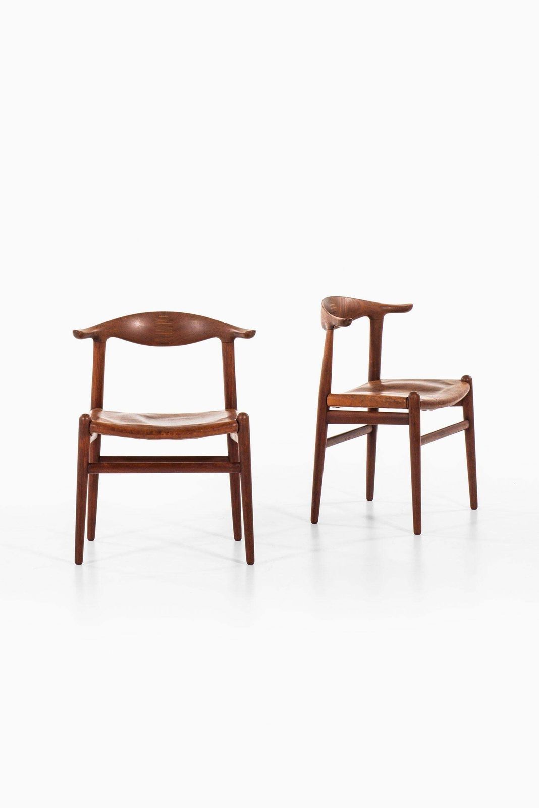 Hans Wegner Cowhorn Armchairs Model Jh 505 By Cabinetmaker Johannes Hansen photo for sale