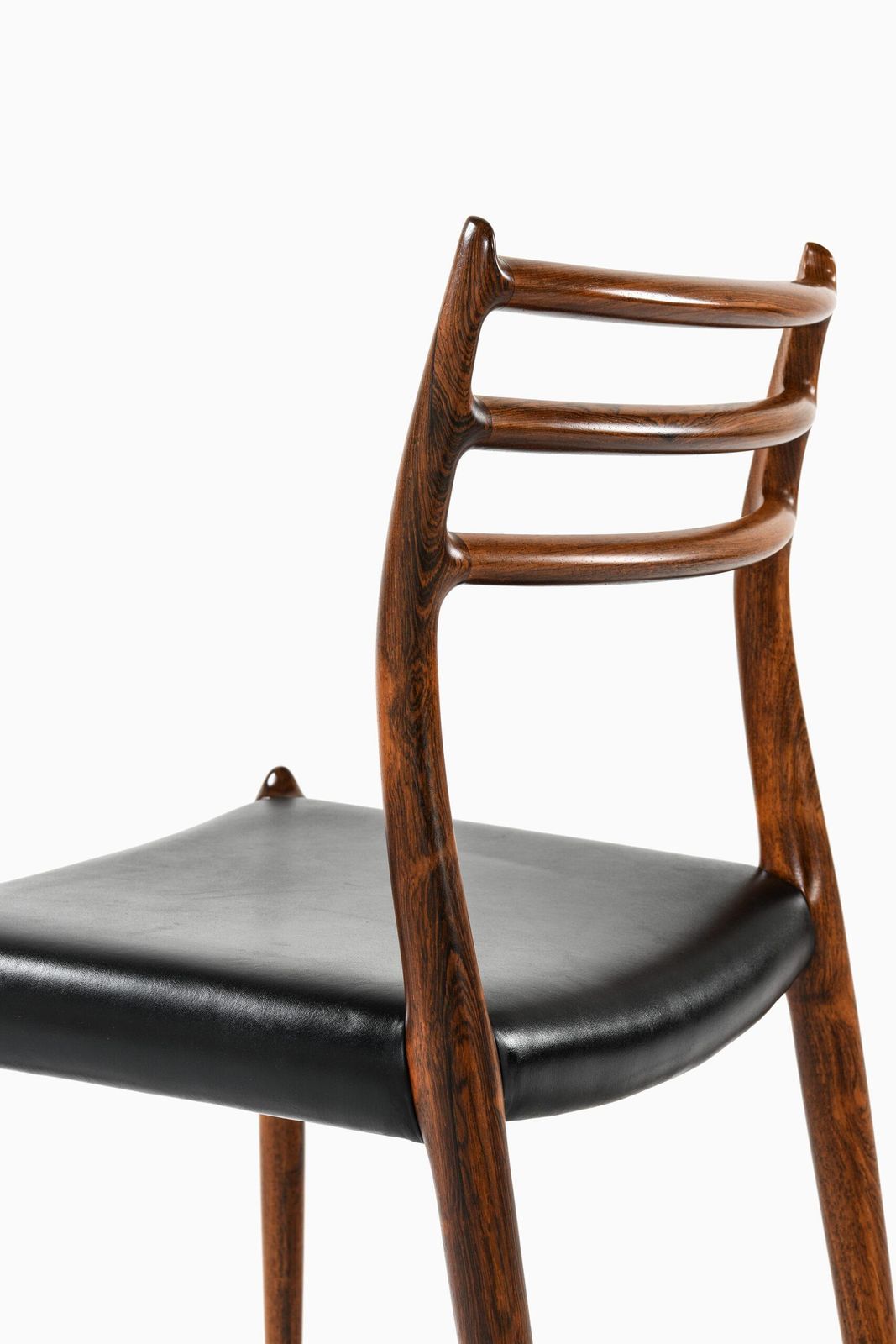 Niels O. Møller Dining Chairs Model 78 Produced By J.L Møllers Møbelfabrik photo vinterior