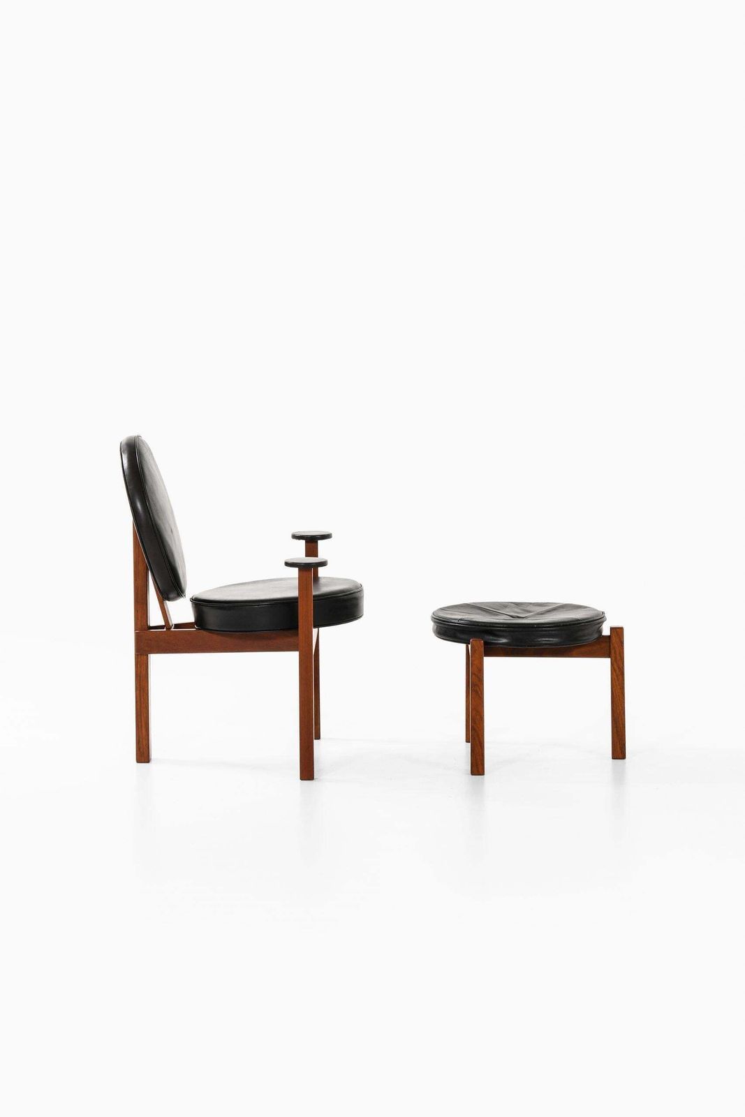 Bent Møller Jepsen Easy Chair With Stool Produced By Sitamo Møbler In Denmark photo for sale