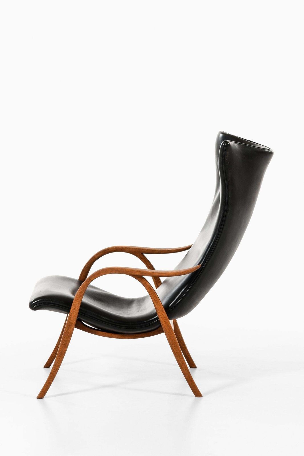 Frits Henningsen Easy Chair Produced By Cabinetmaker Frits Henningsen In Denmark photo vinterior