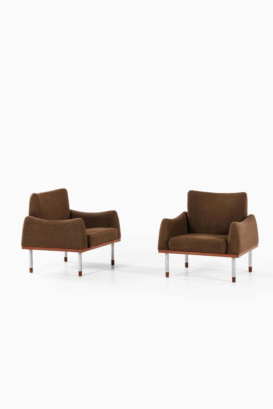 Nanna Ditzel & Illum Wikkelsø Easy Chairs By Søren Willadsen Møbelfabrik photo vinterior