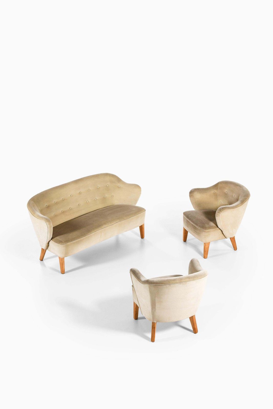 photo furniture Sofa In Ash Legs With Original Velvet Mohair Fabric By Flemming Lassen, 1940's