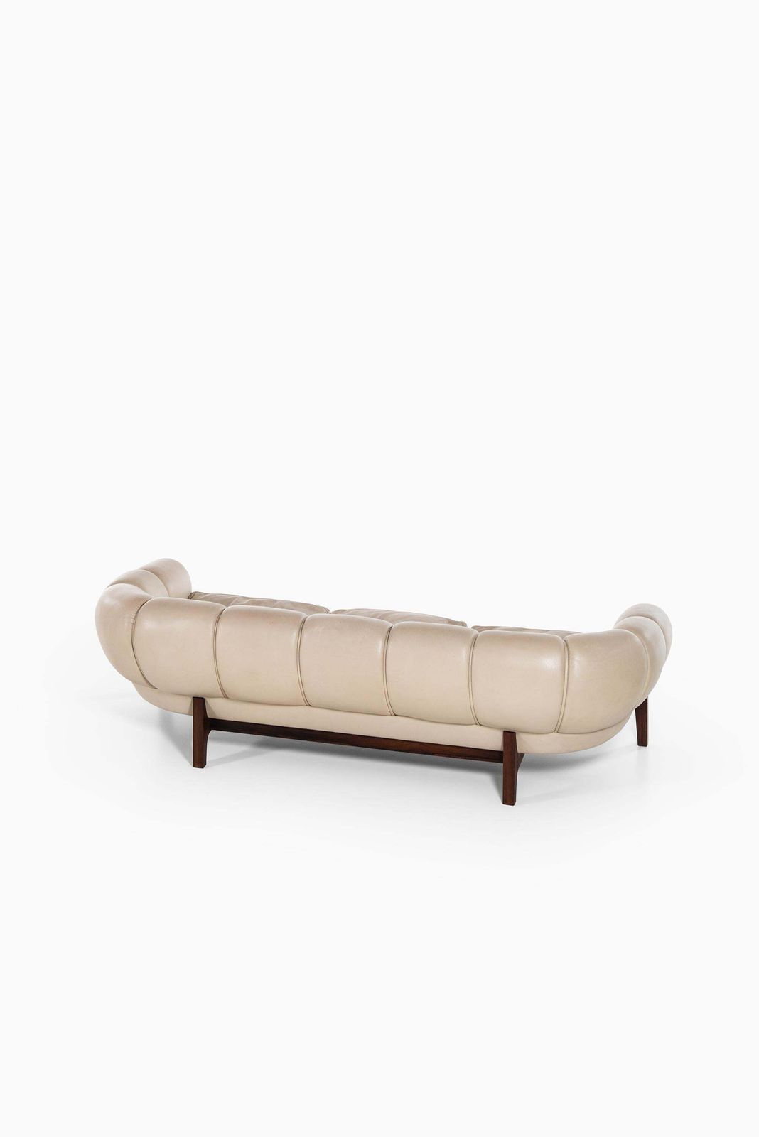 29727.0 Illum Wikkelsø Sofa Model Croissant Produced By Holger Christiansen In Denmark photo