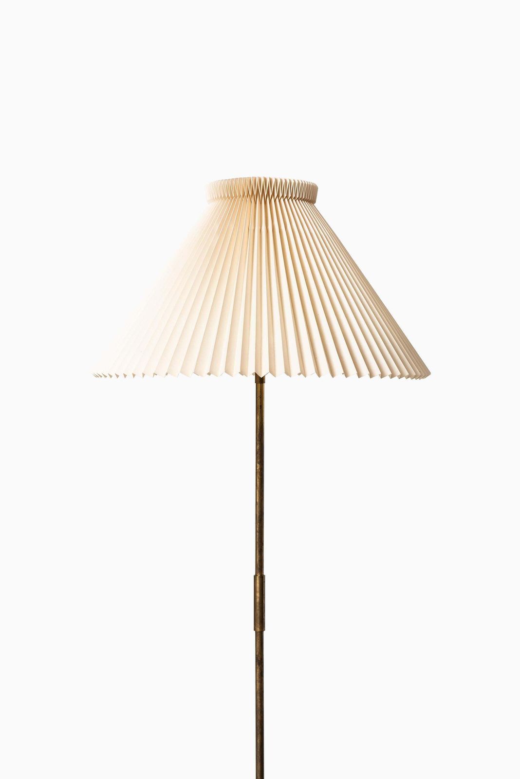 Svend Aage Holm Sørensen Floor Lamp In Brass By Holm Sørensen & Co. In Denmark photo furniture
