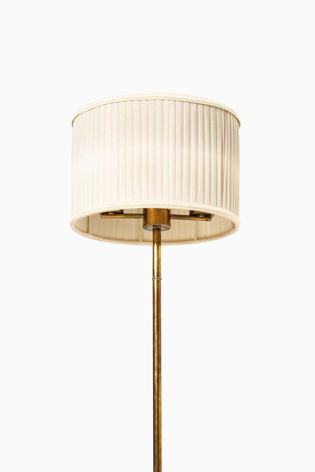 Floor Lamp In Brass Produced By Stilarmatur In Tranås, Sweden photo 3397.0
