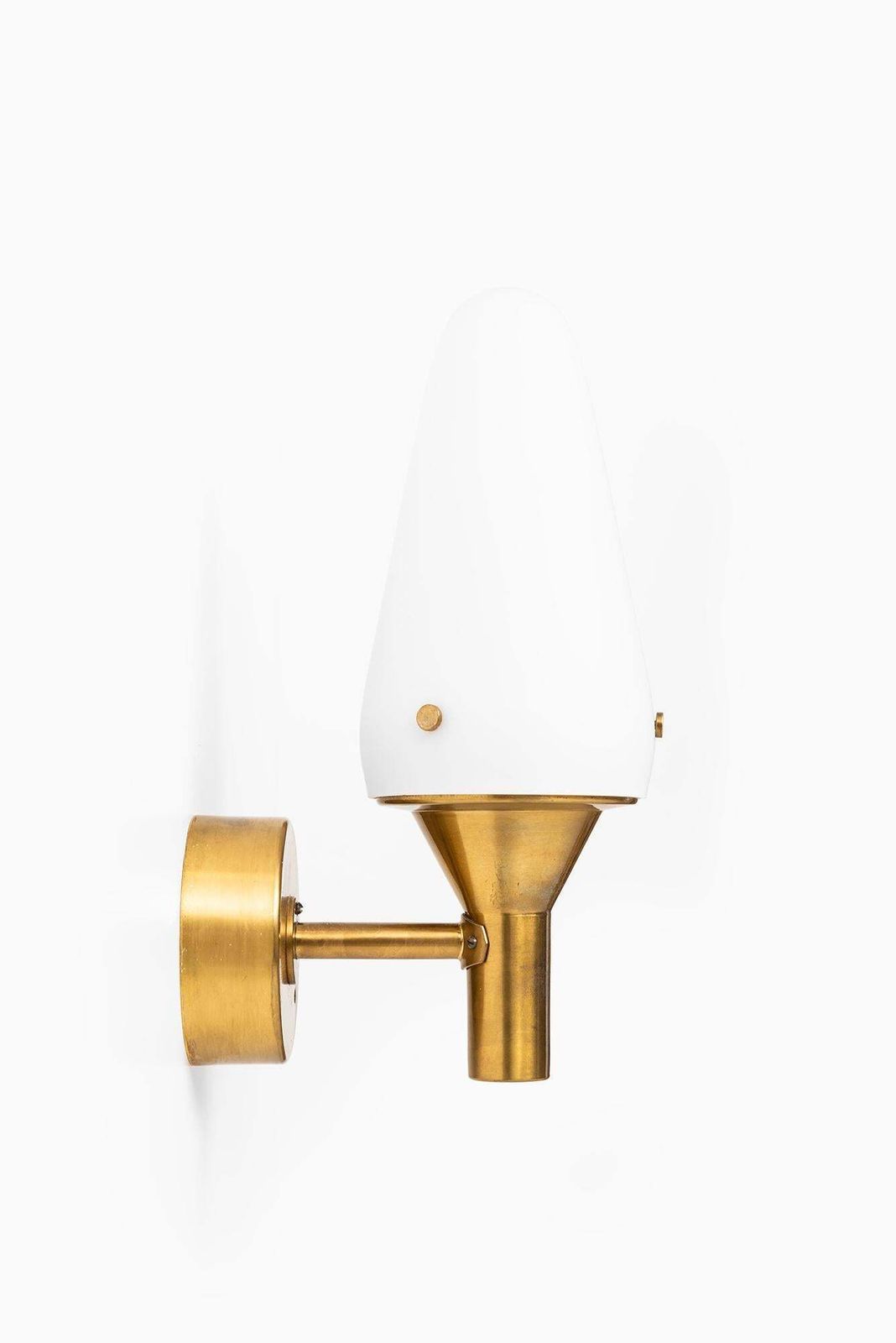 Hans Agne Jakobsson Wall Lamps In Brass And Opaline Glass photo for sale
