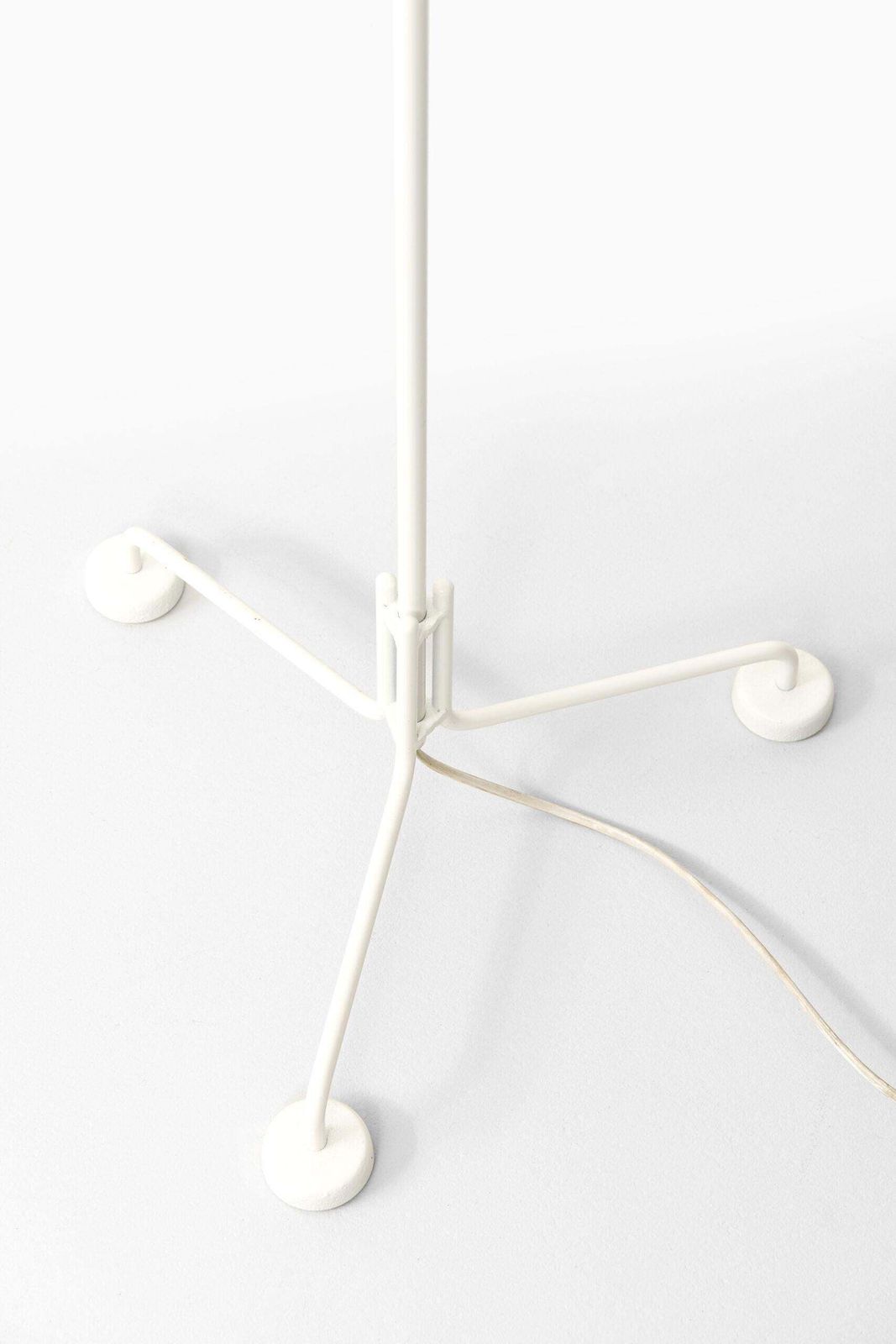 Ilmari Tapiovaara Floor Lamp “Maija The Bee” / Maija Mehiläinen By Hienoteräs photo Lighting