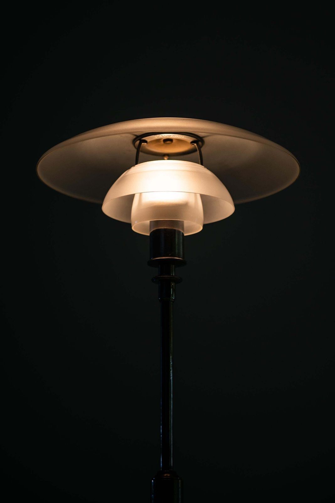 Poul Henningsen Early Table Lamp Model Ph 3/2 By Louis Poulsen In Denmark photo buy